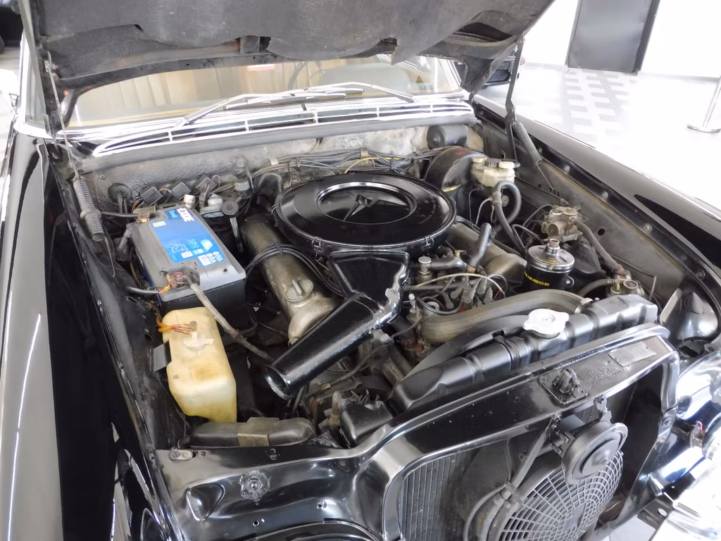 Mercedes-Benz 300