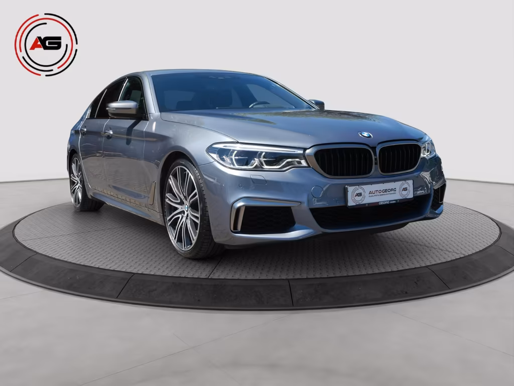 BMW M550
