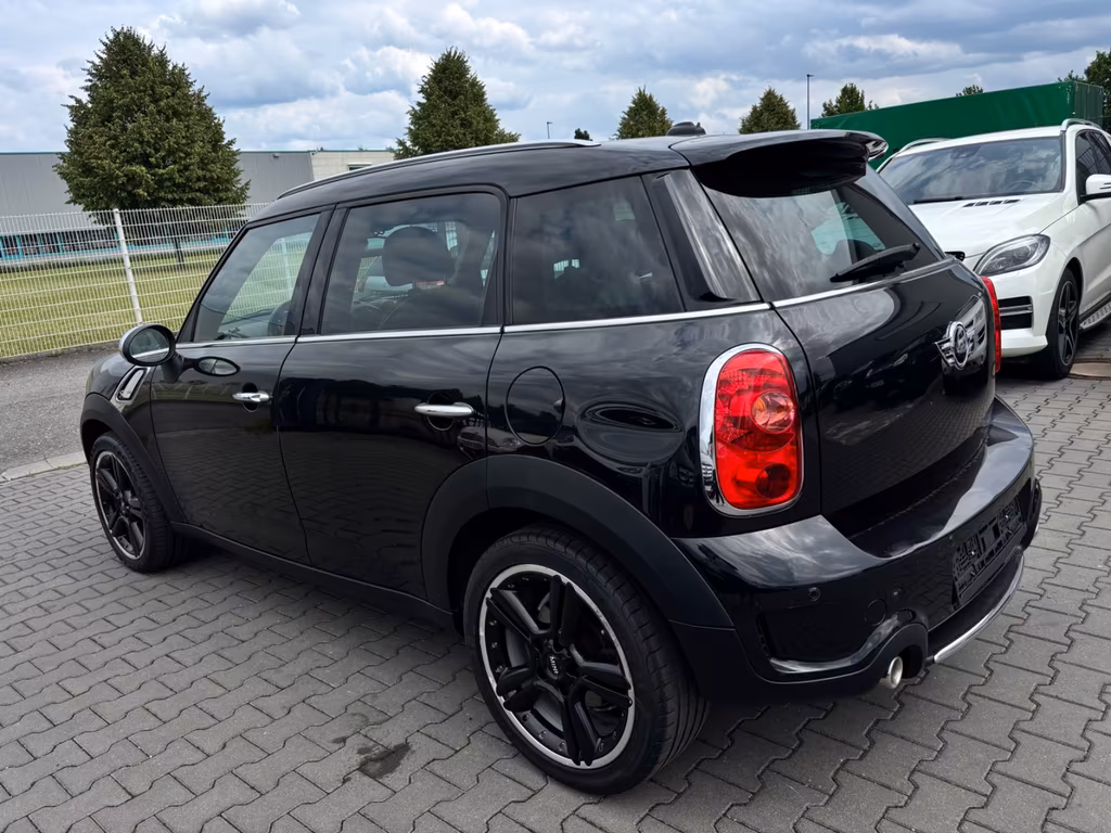MINI Cooper SD