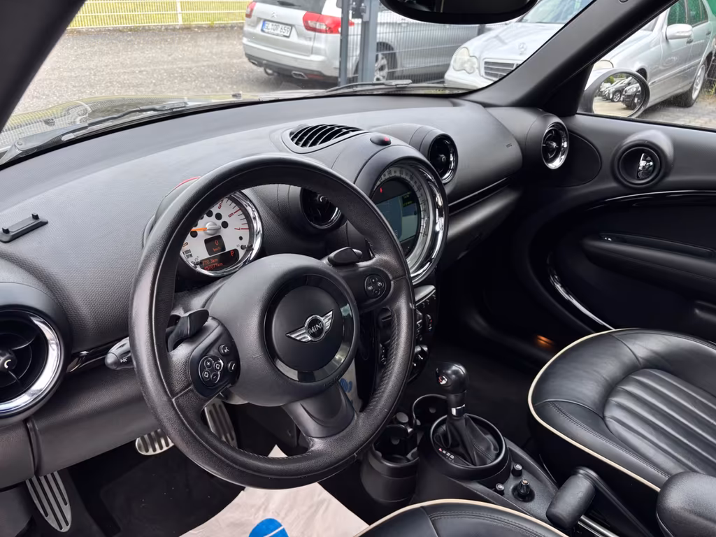 MINI Cooper SD