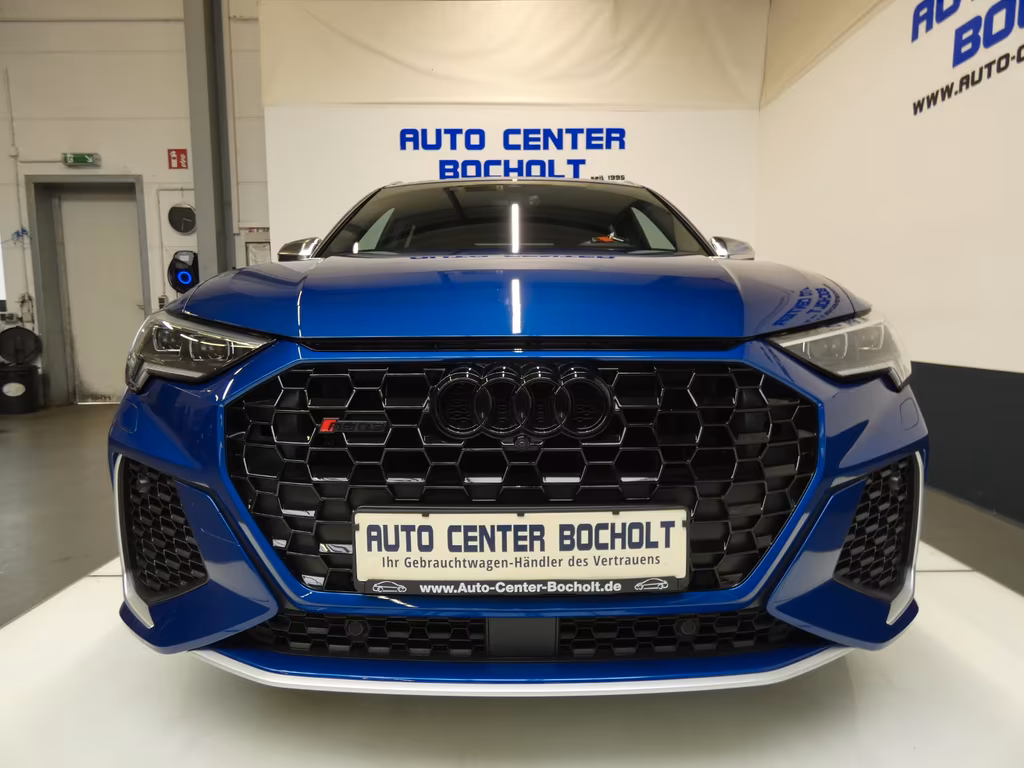 Audi RSQ3