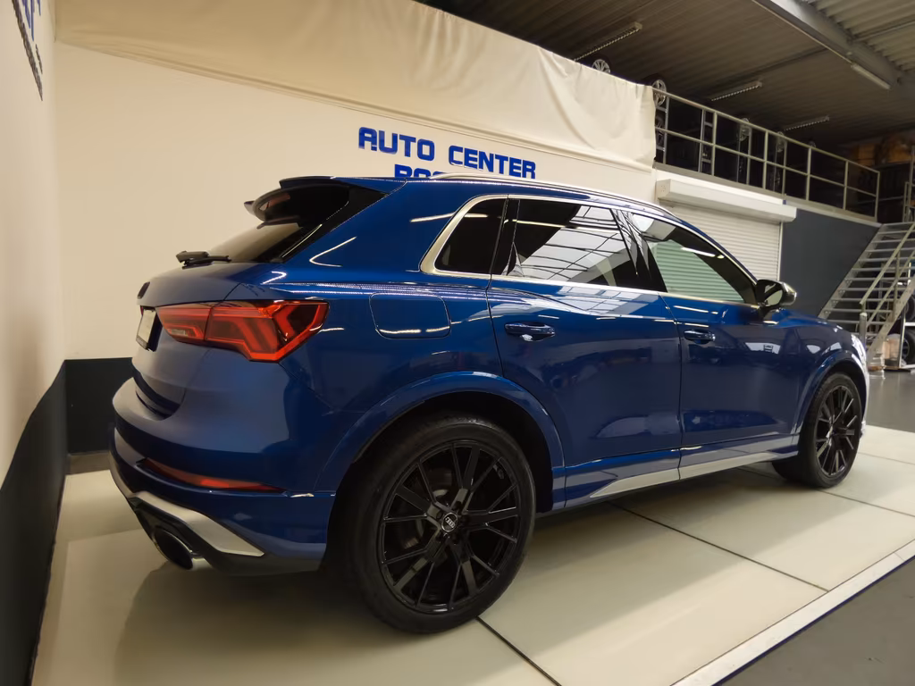 Audi RSQ3
