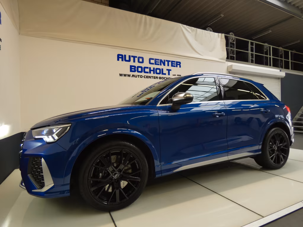 Audi RSQ3