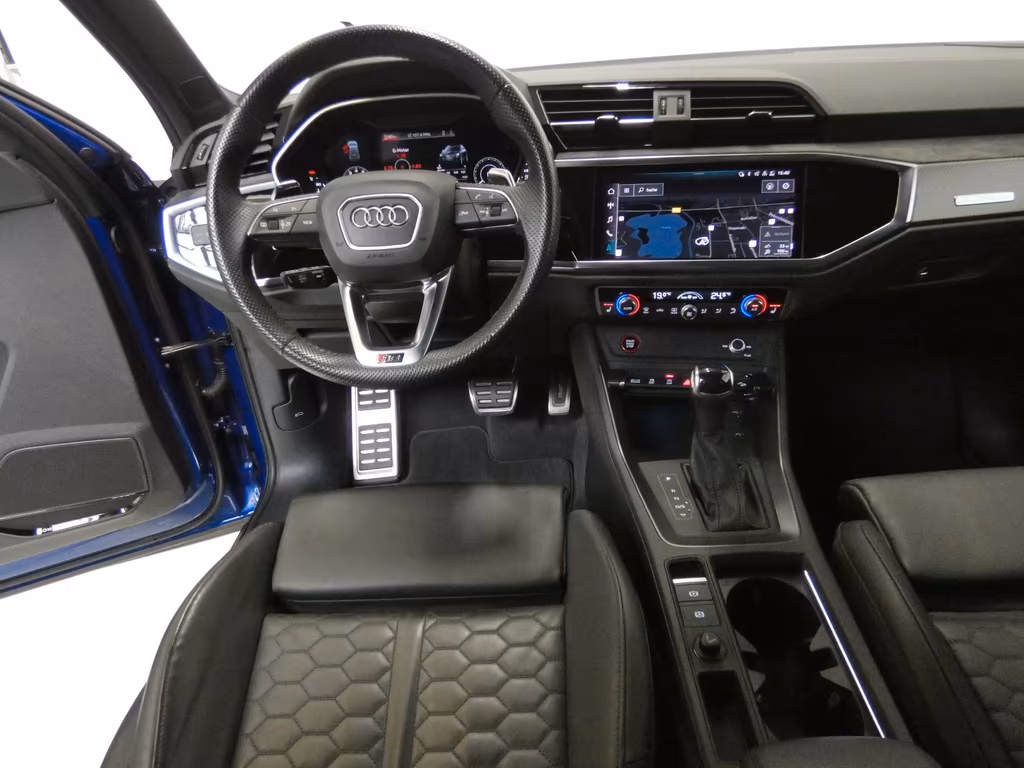 Audi RSQ3