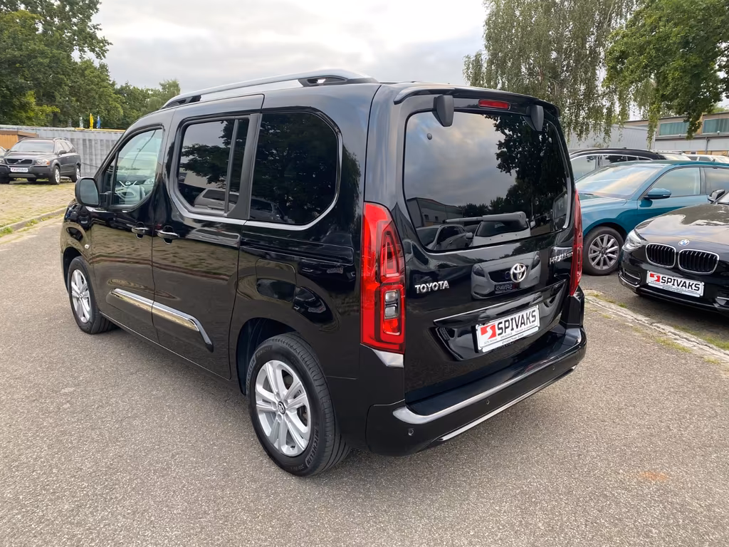 Toyota Proace (Verso)