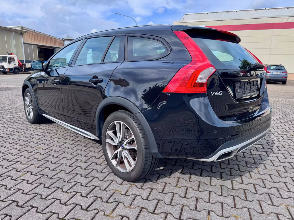 Volvo V60 Cross Country