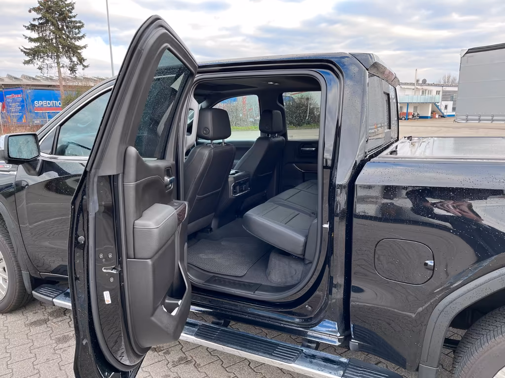 GMC Sierra