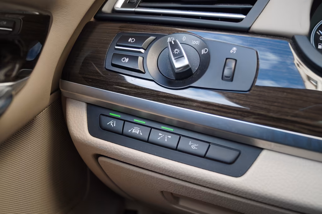 BMW 750