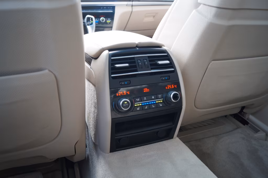 BMW 750