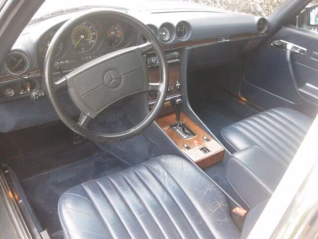 Mercedes-Benz SL 560