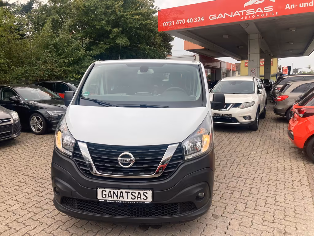 Nissan NV300