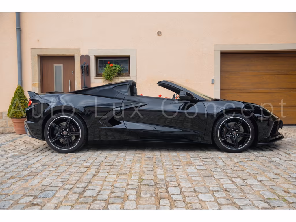 Corvette C8