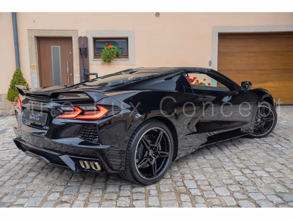 Corvette C8
