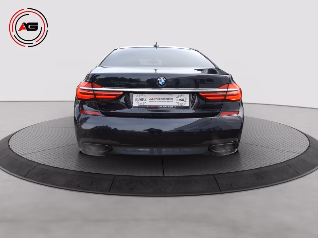 BMW 730