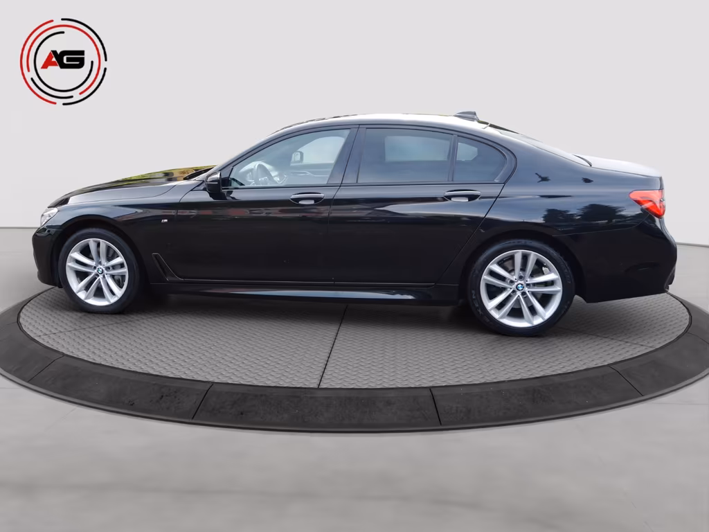 BMW 730