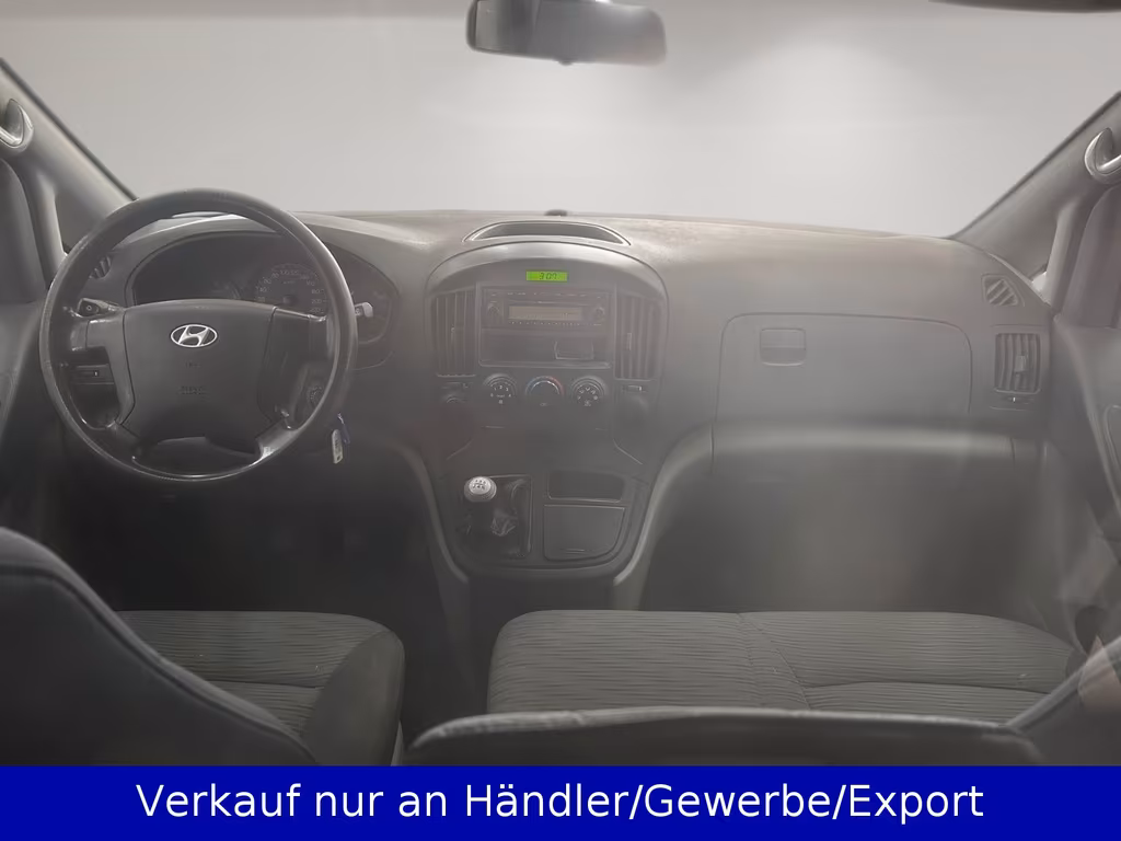 Hyundai H-1