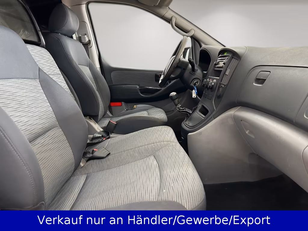 Hyundai H-1
