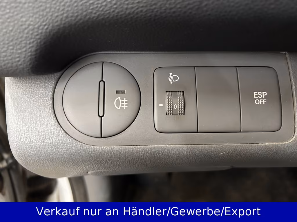 Hyundai H-1