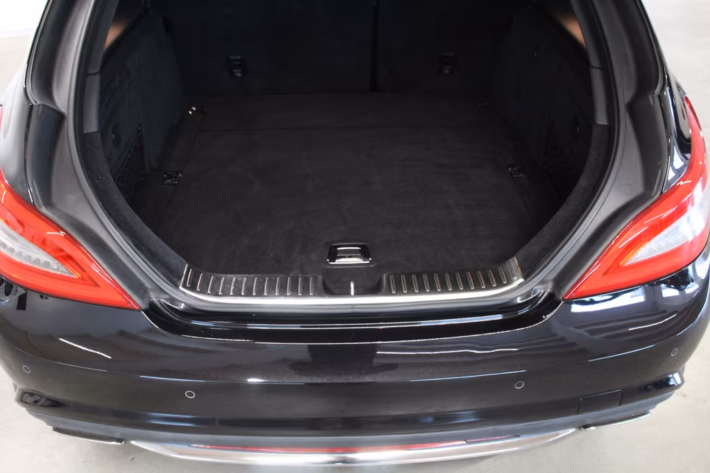 Mercedes-Benz CLS 500 Shooting Brake