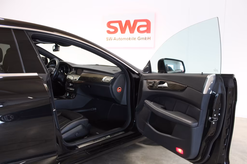 Mercedes-Benz CLS 500 Shooting Brake