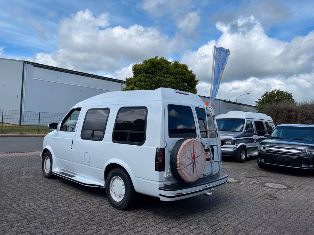Chevrolet Astro
