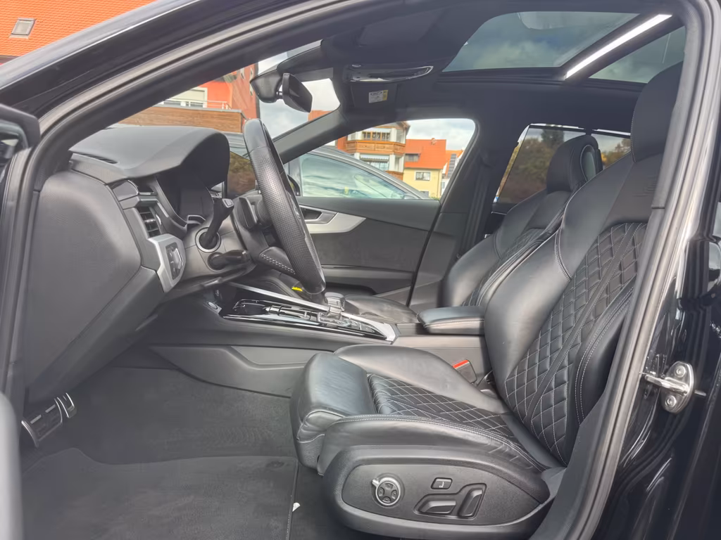 Audi S4