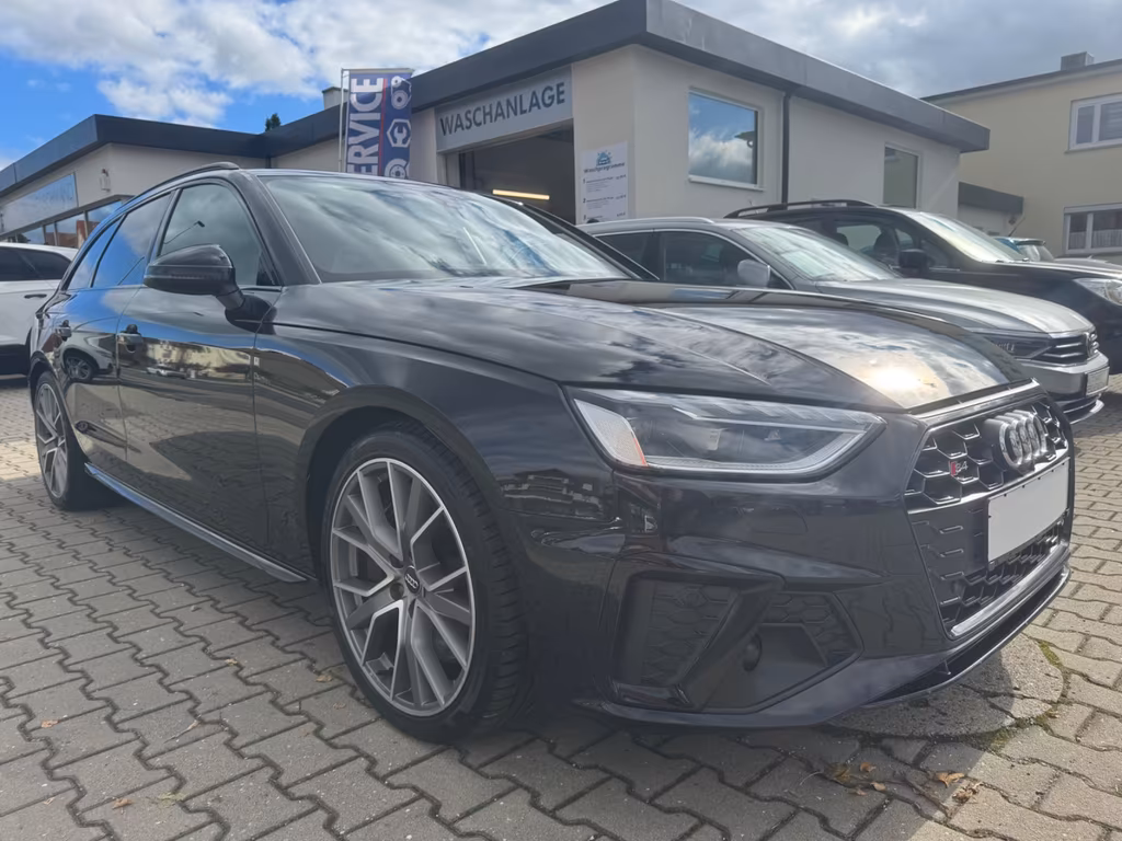 Audi S4