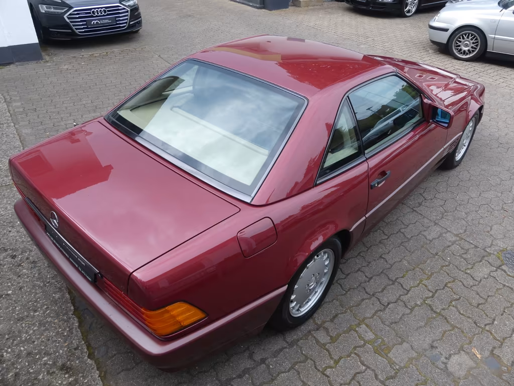Mercedes-Benz SL 300