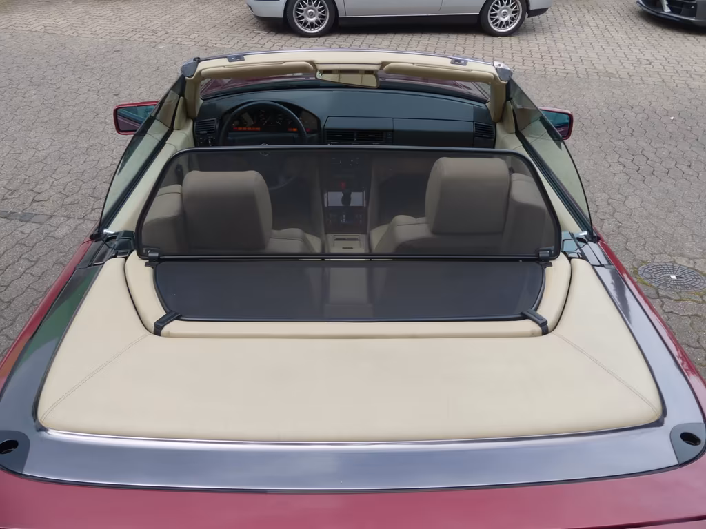 Mercedes-Benz SL 300