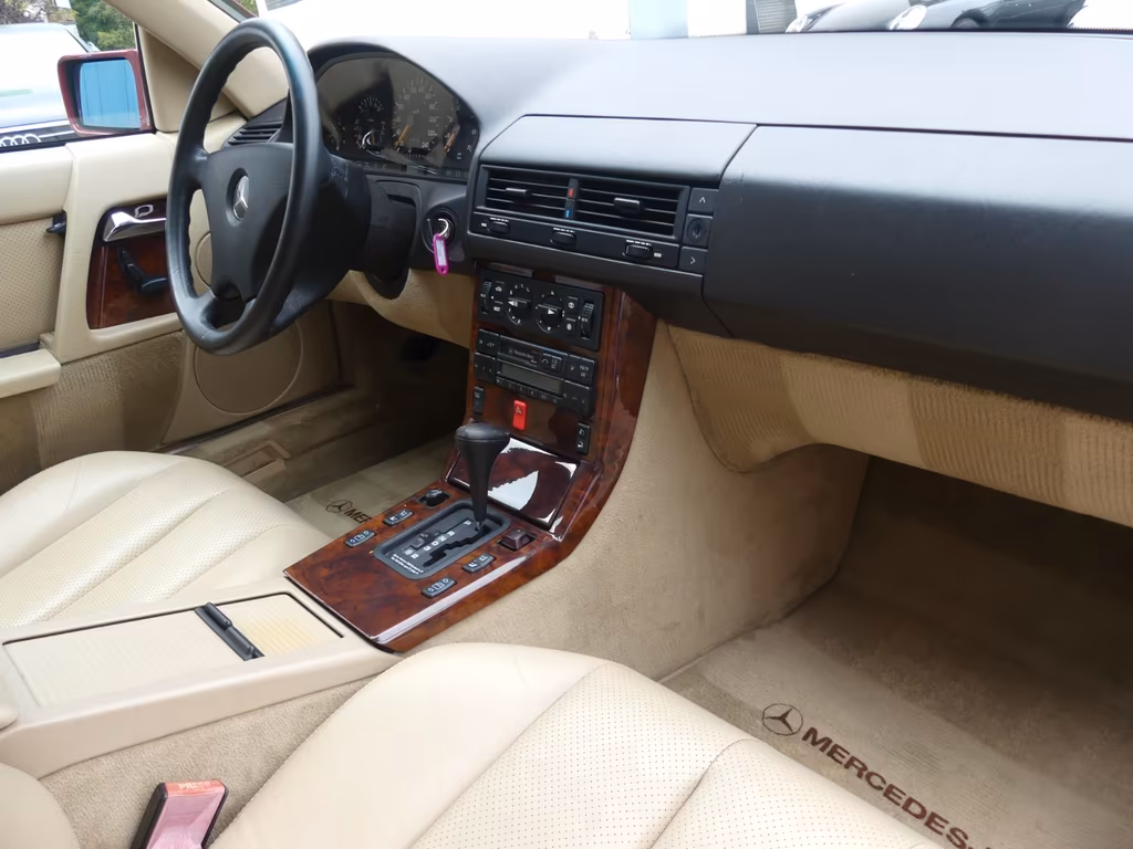 Mercedes-Benz SL 300
