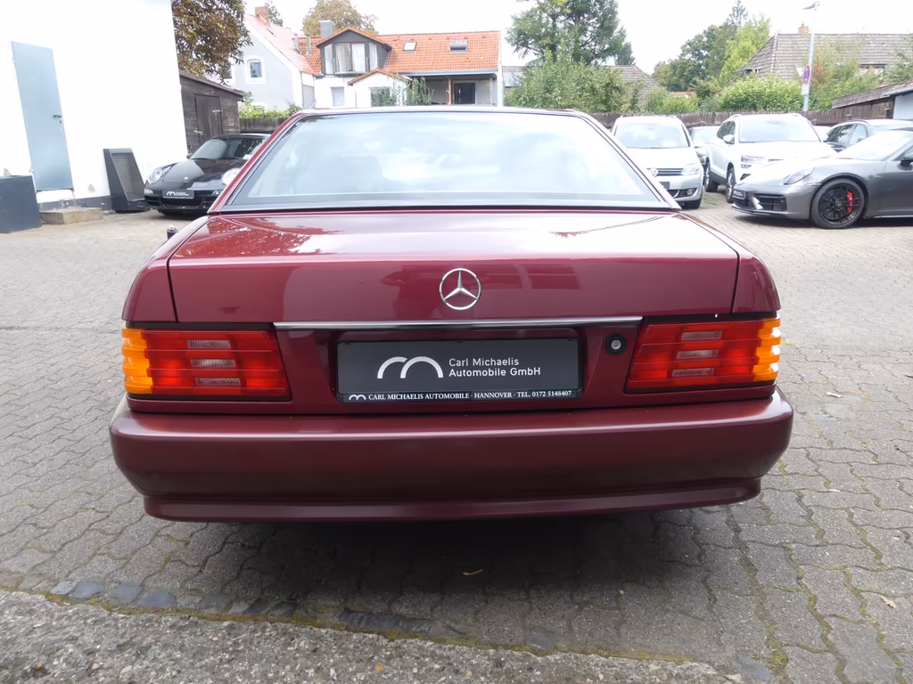 Mercedes-Benz SL 300