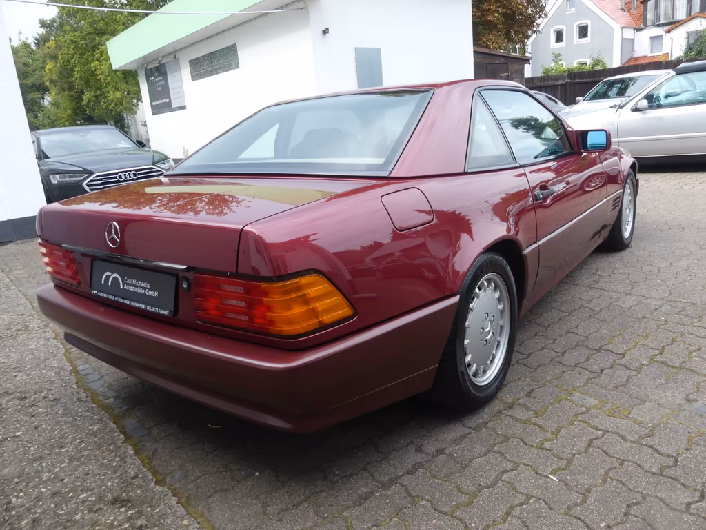 Mercedes-Benz SL 300