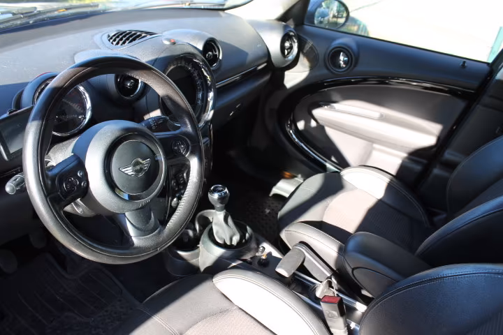 MINI Cooper D