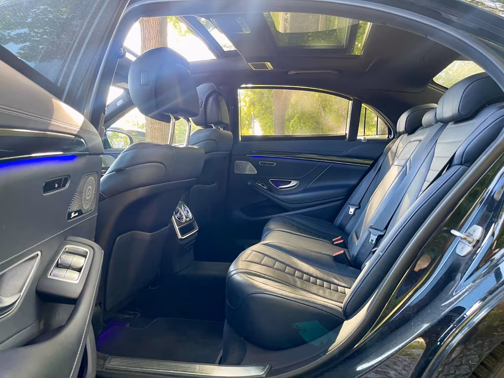 Mercedes-Benz S 560