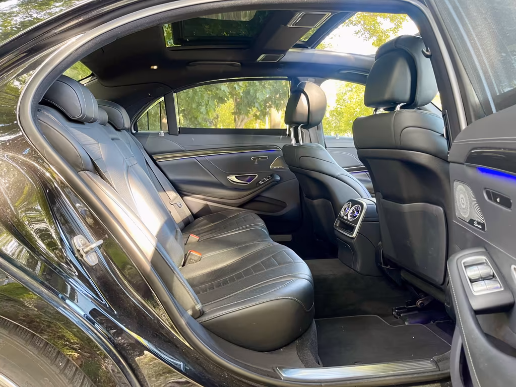 Mercedes-Benz S 560