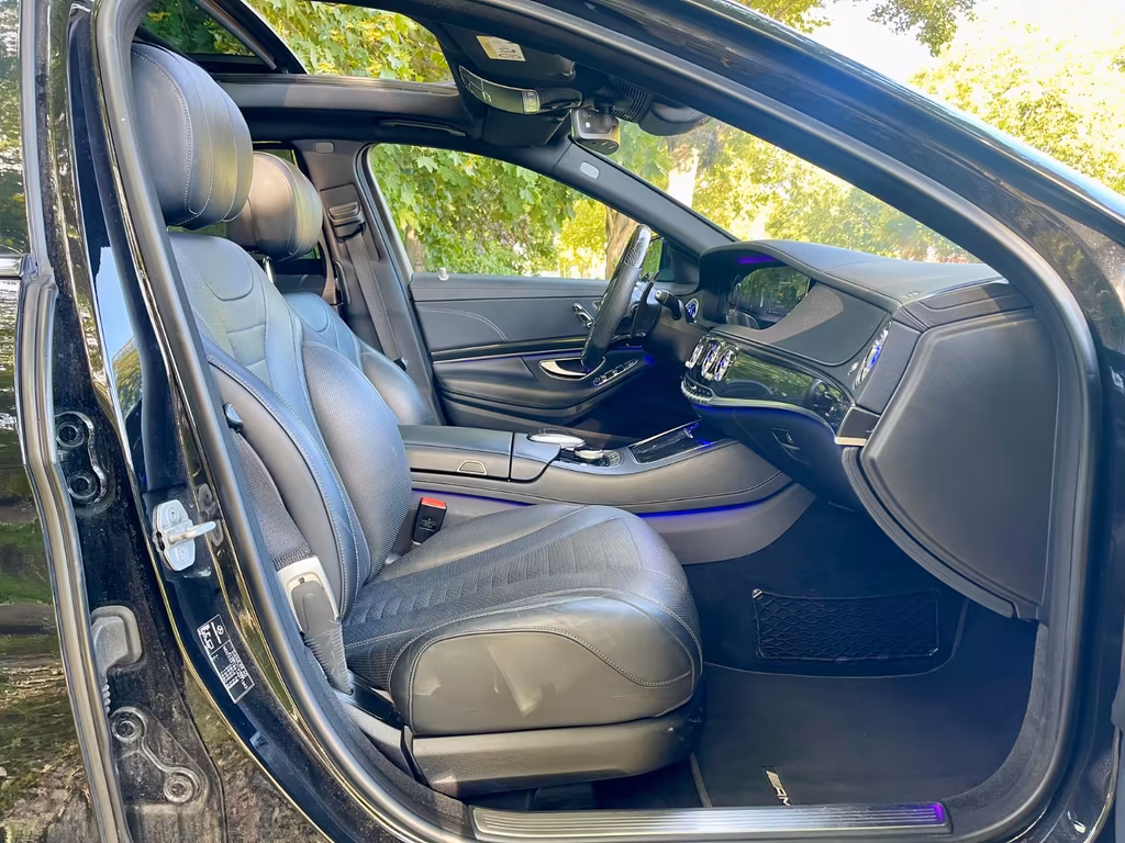 Mercedes-Benz S 560