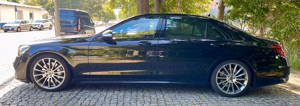 Mercedes-Benz S 560