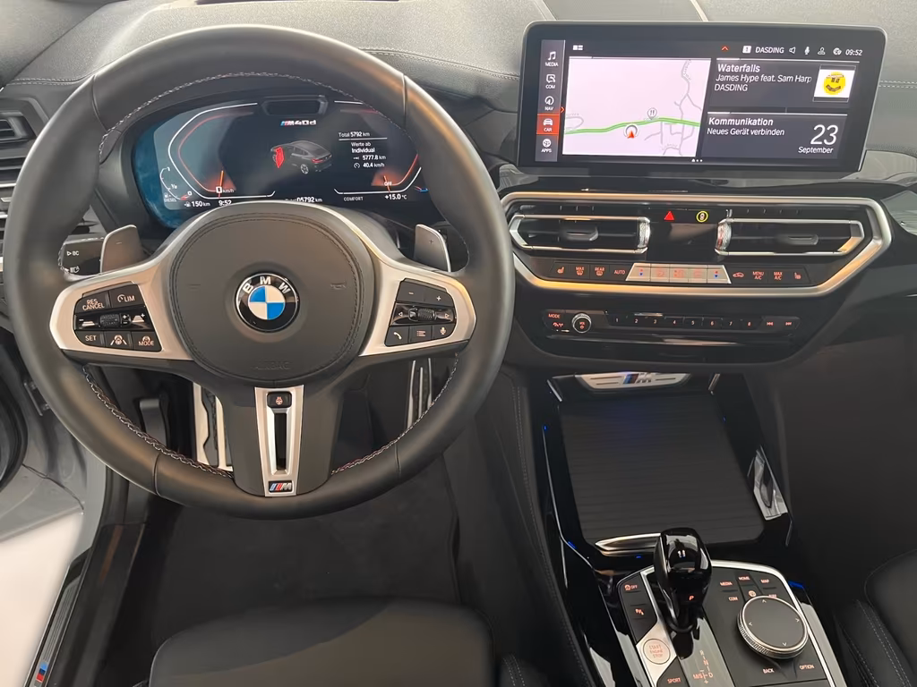 BMW X4 M40