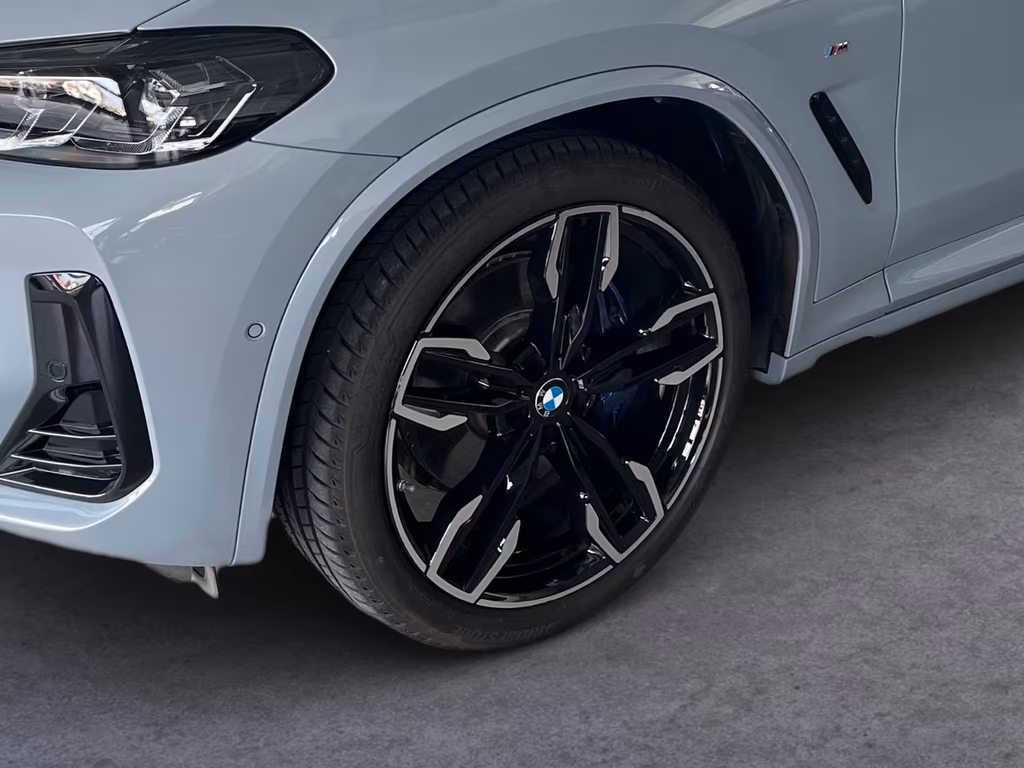 BMW X4 M40