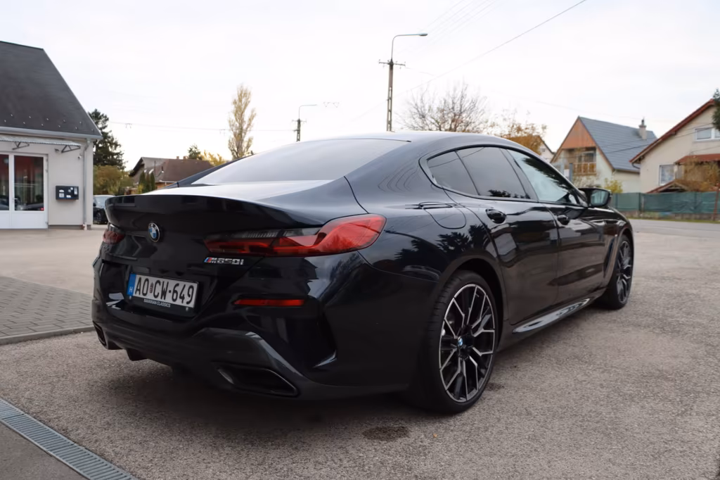 BMW M850