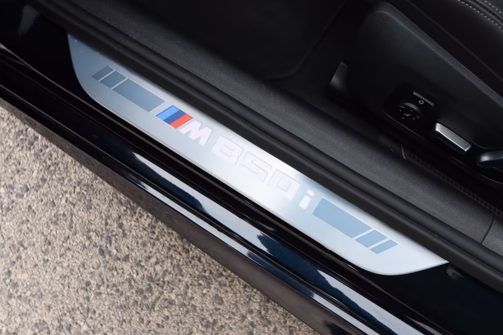 BMW M850