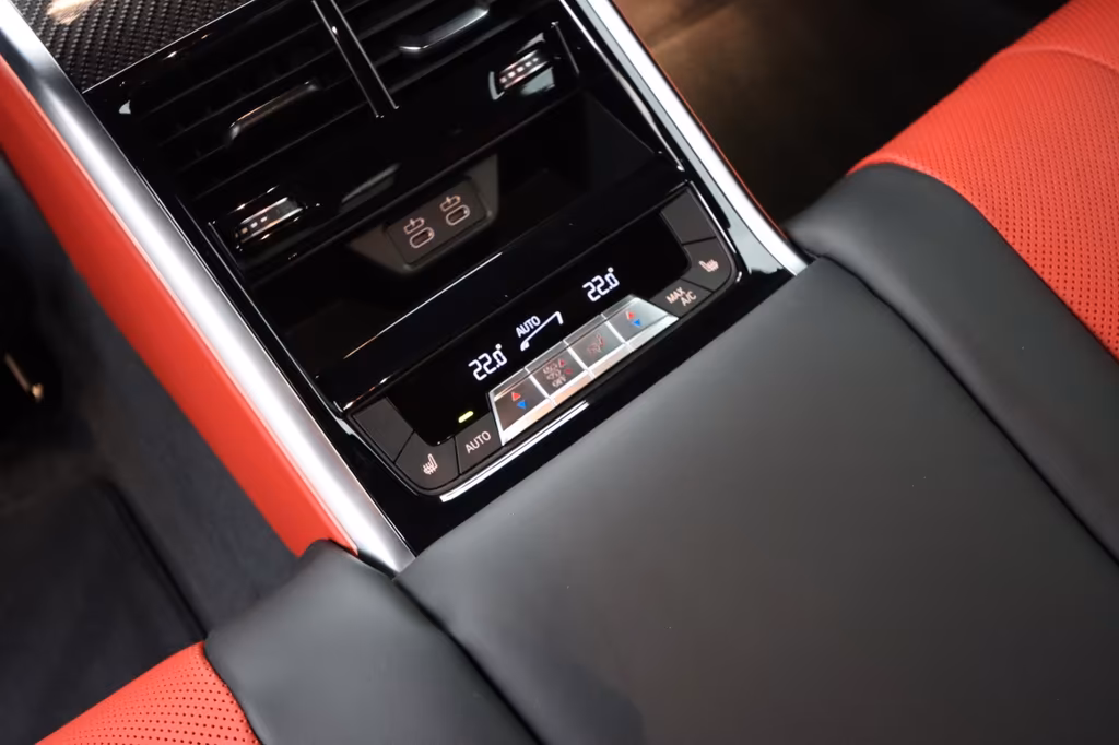 BMW M850