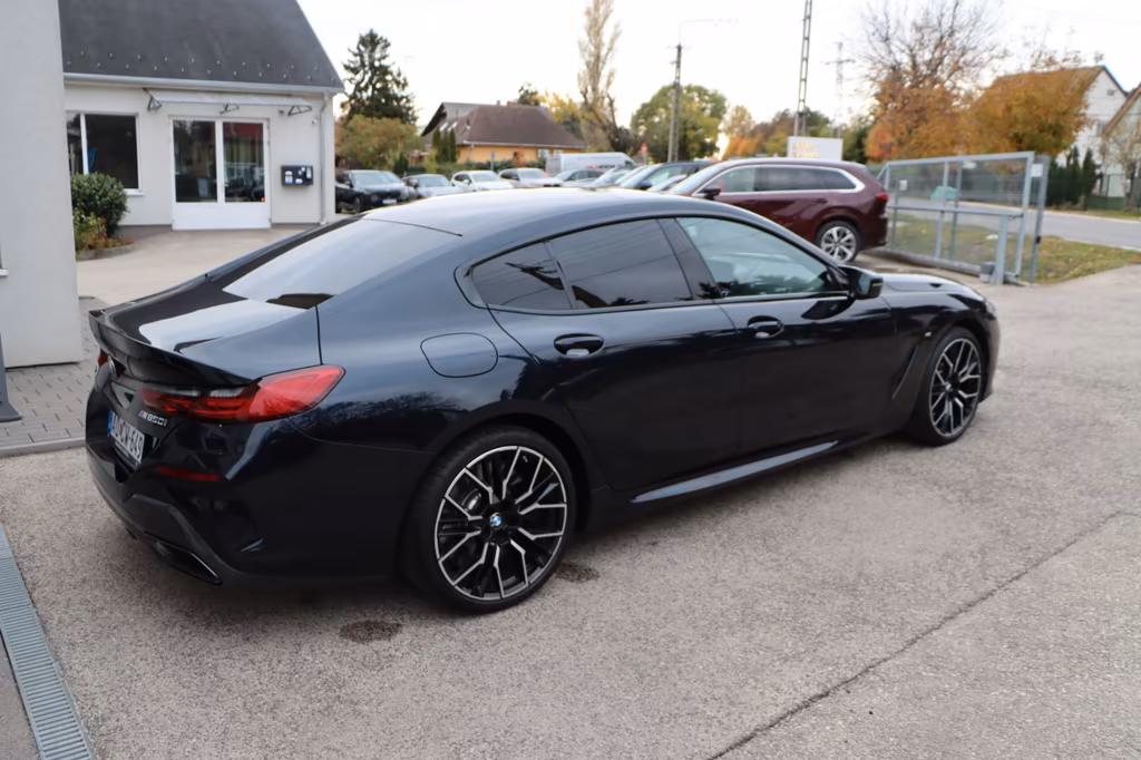 BMW M850
