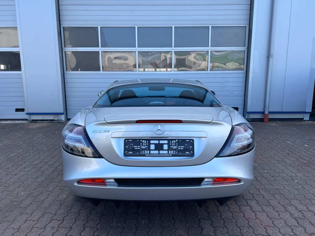 Mercedes-Benz SLR