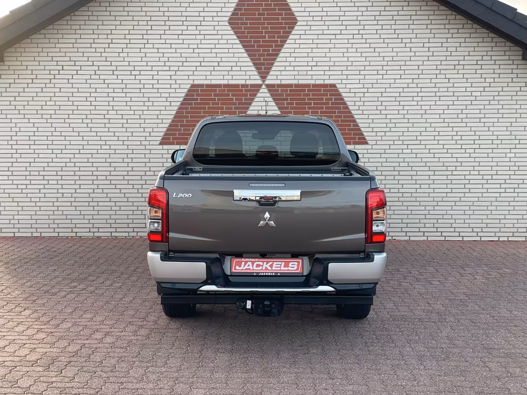 Mitsubishi L200