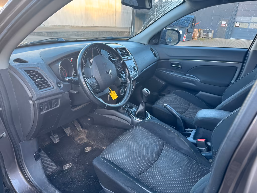 Mitsubishi ASX