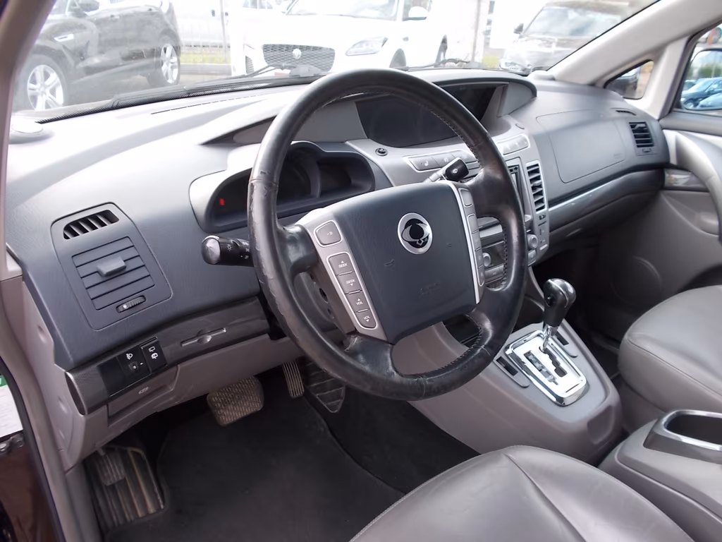 Ssangyong Rodius