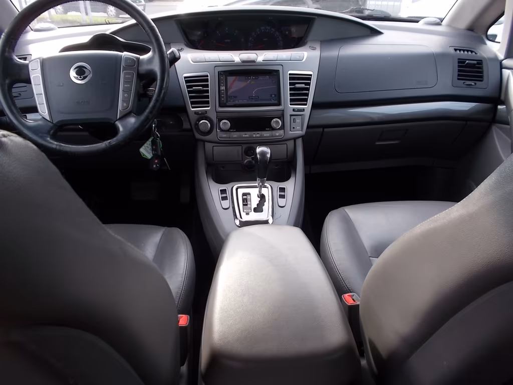 Ssangyong Rodius