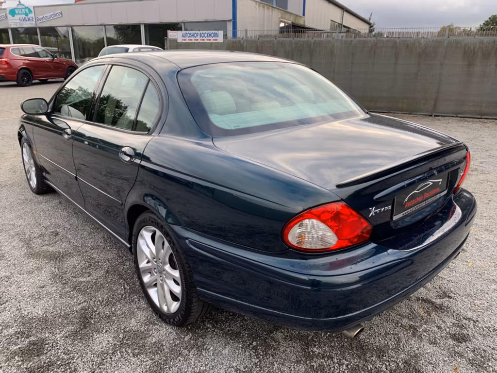 Jaguar X-Type