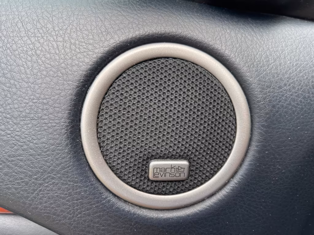 Lexus SC 430